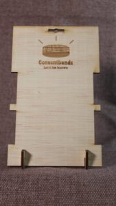 Consentband display stand with logo
