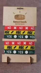 Consentband display stand with logo and six bands
